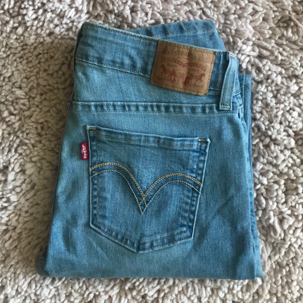 Levi jeans